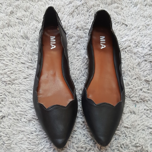 mia pointed toe flats